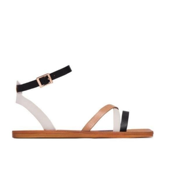 Boutique Shoes - Multicolor Strappy Square Toe Sandals